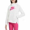 * Sweatshirts / Hoodies | Nike Girls' Sportswear Essentials Hoodie