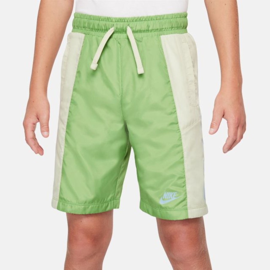 * Shorts | Nike Boys' Sportswear Shorts