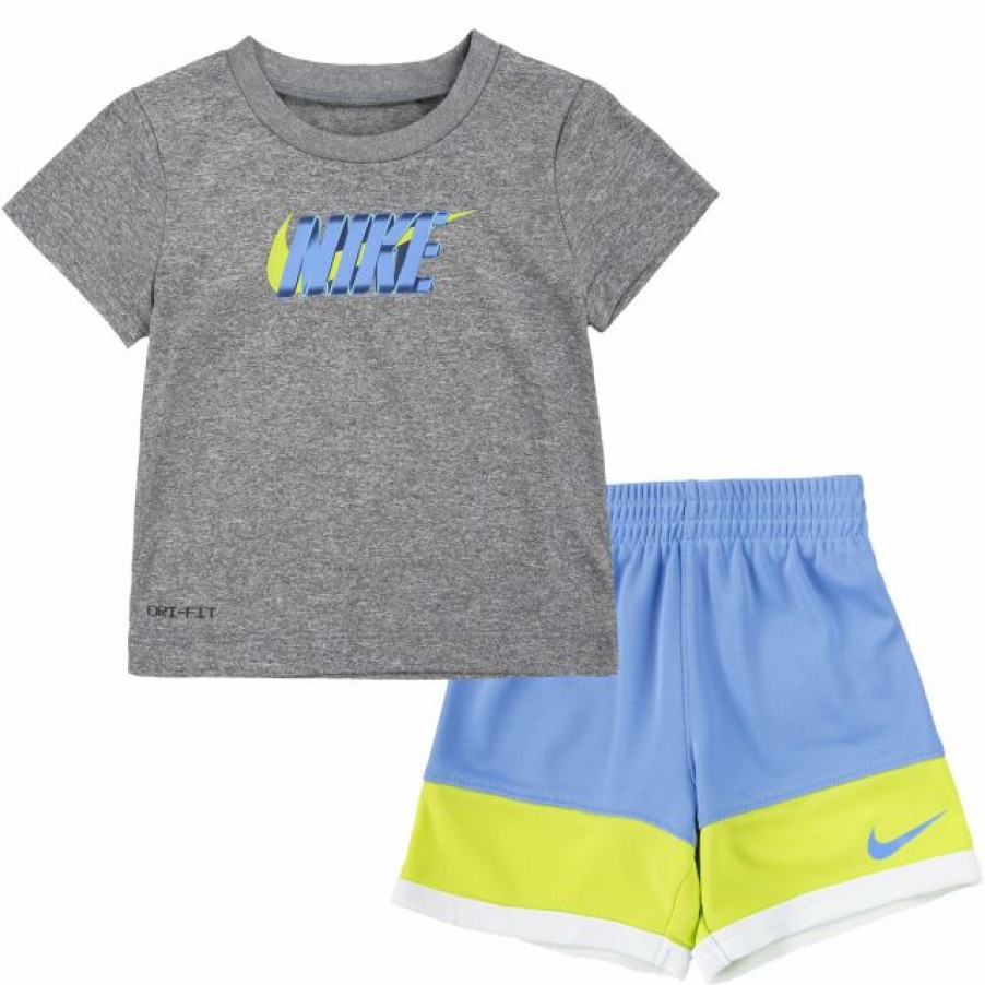 * Shorts | Nike Infant Colorblock Short Set