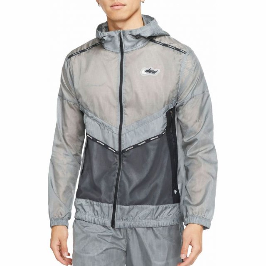 * Outerwear Tops | Nike Men'S Repel Wild Run Windrunner Graphic Running Jacket